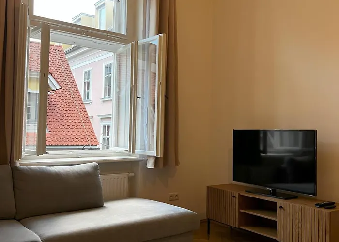 Old Town Vibe & Wave